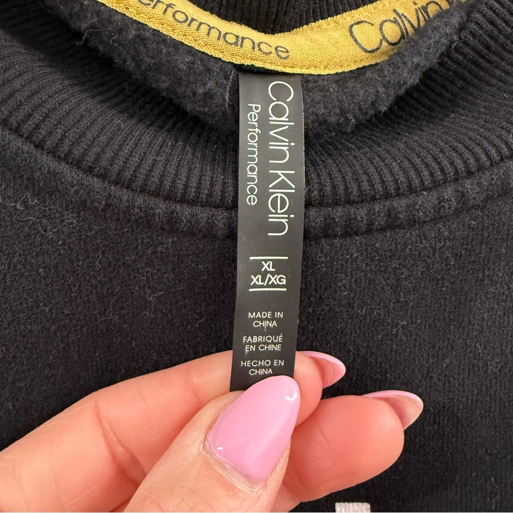 Calvin Klein Black Crew Neck Cropped Sweater Size XL - Picture 3 of 4